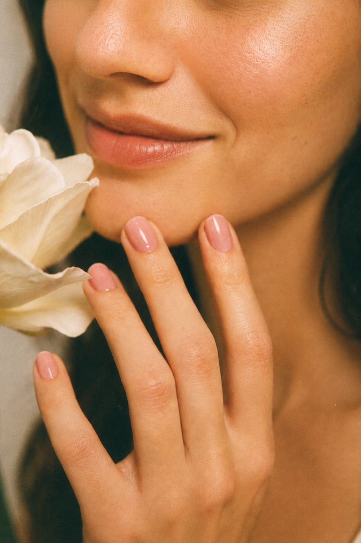 The Psychology of Scent: How Fragrance Shapes First Impressions
